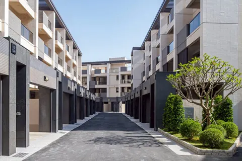 東泥大院建案主視覺