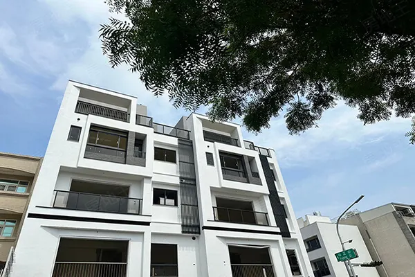 愛瑪鉑金建案主視覺