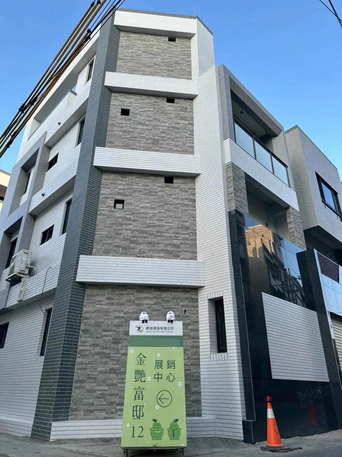 金艷富邸12建案圖輯 1