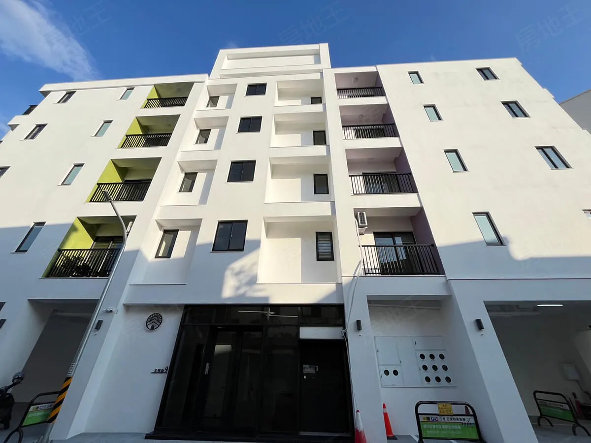 鳴日豐采建案圖輯 1