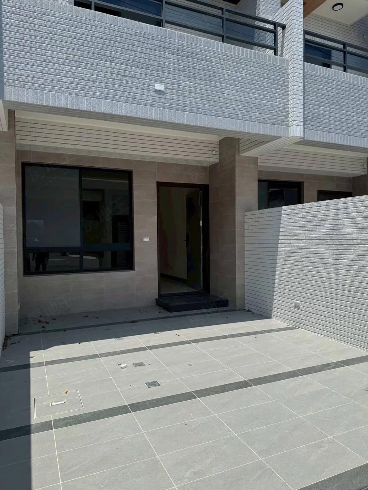 築岩2富域建案圖輯 5